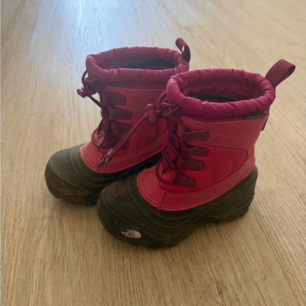 The North Face Kids Fuchsia and Black Winter Boots